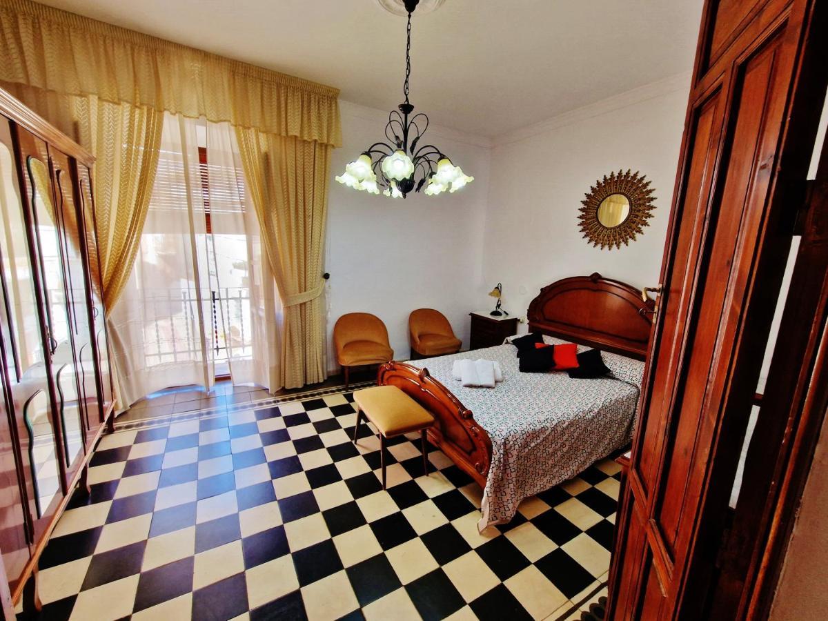 Вилла Velez Nazari Casa Molina Пинос-дель-Валье Экстерьер фото